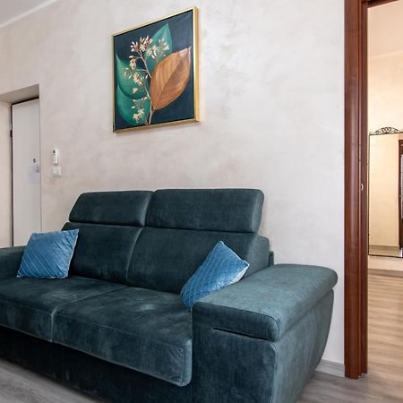 La Dolce Vite Apartamento Alba  Exterior foto