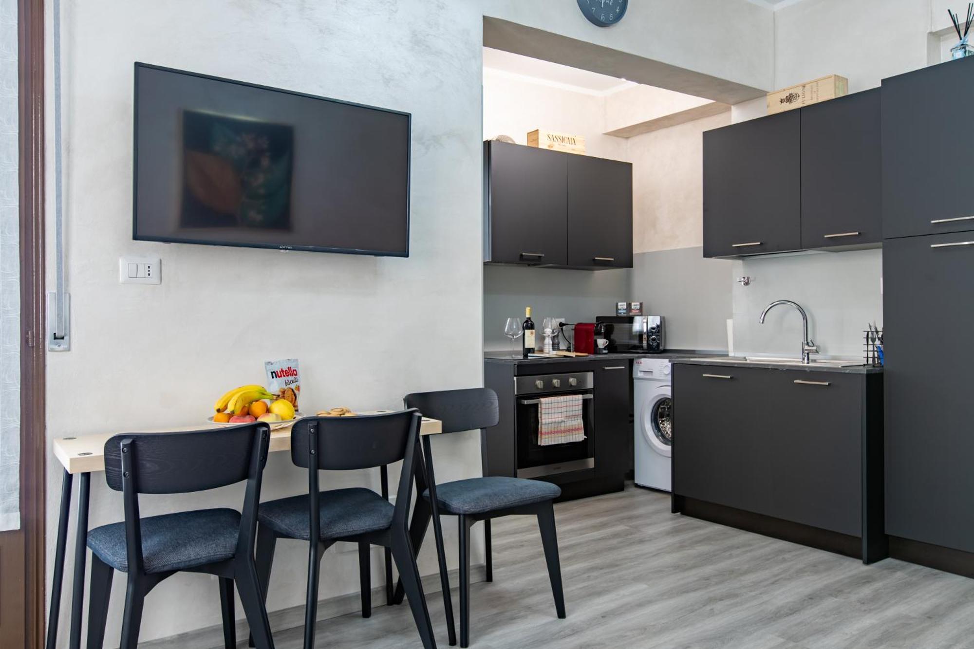 La Dolce Vite Apartamento Alba  Exterior foto