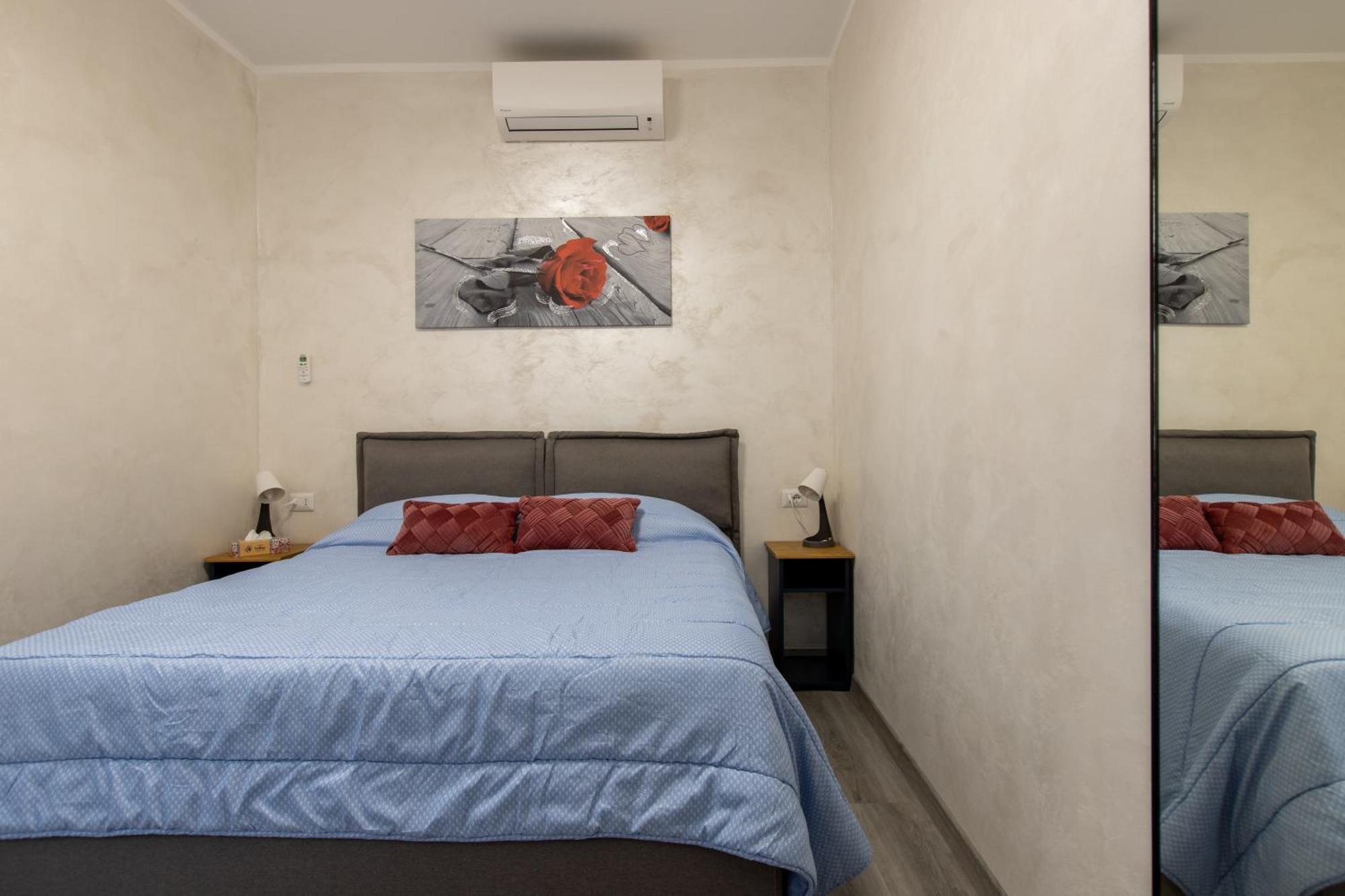 La Dolce Vite Apartamento Alba  Exterior foto