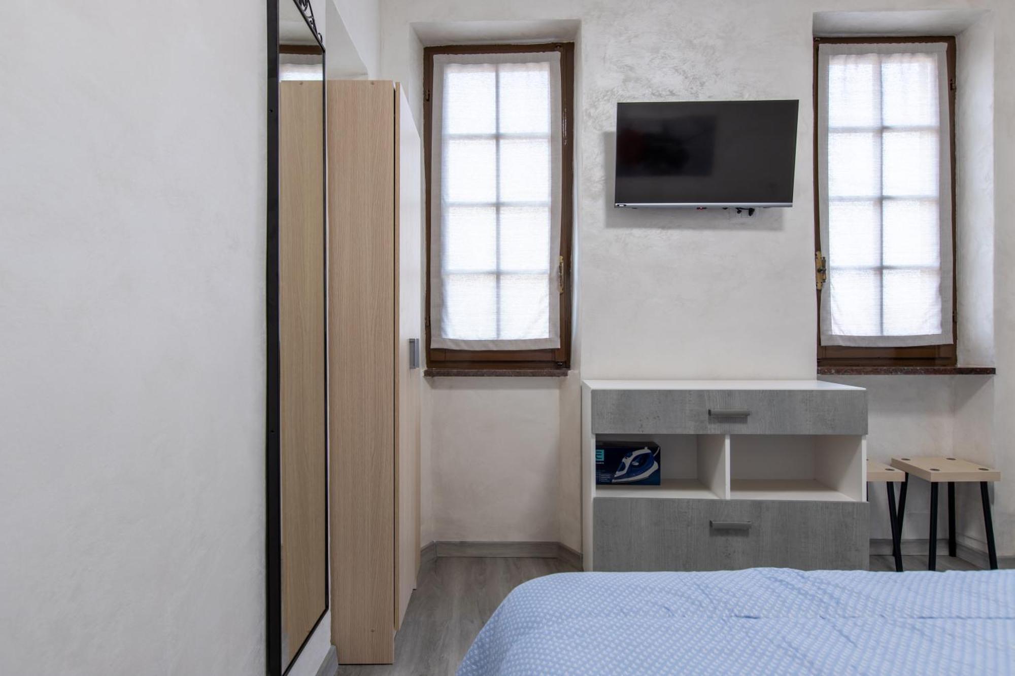 La Dolce Vite Apartamento Alba  Exterior foto